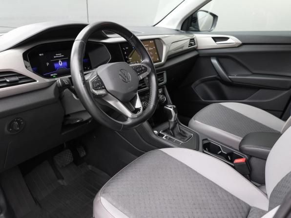 Volkswagen Taos I с пробегом 2021 года, цена 1 798 000 рублей, 201350 км, внедорожник, Автокод Объявления