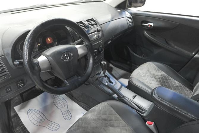 Toyota Corolla X (E140 E150) Рестайлинг с пробегом 2012 года, цена 1 109 000 рублей, 167000 км, седан, Автокод Объявления