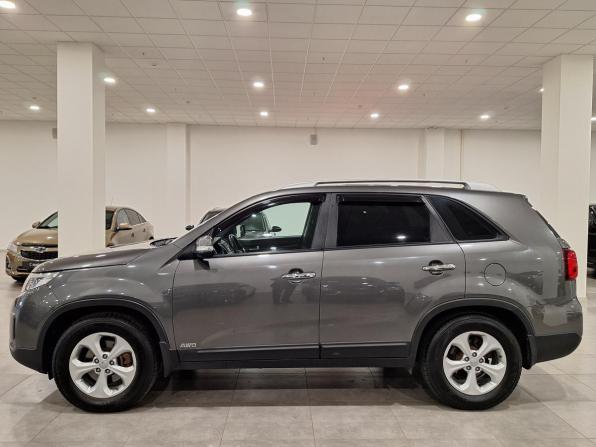 Kia Sorento II Рестайлинг с пробегом 2018 года, цена 2 030 000 рублей, 132519 км, внедорожник, Автокод Объявления