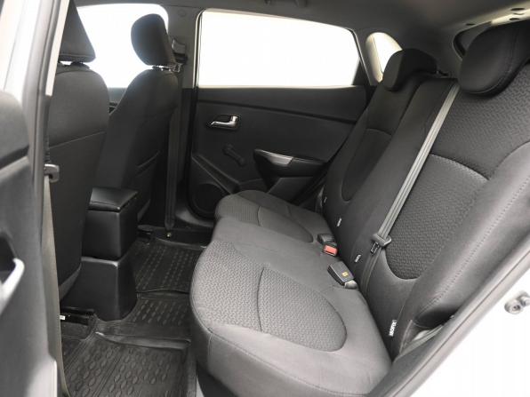 Kia Rio III Рестайлинг с пробегом 2016 года, цена 1 199 000 рублей, 94279 км, хэтчбек, Автокод Объявления