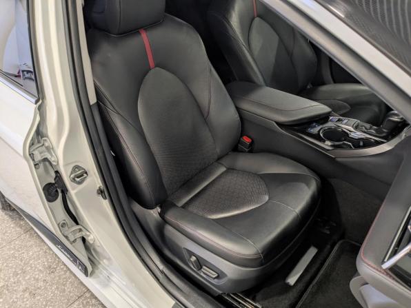 Toyota Camry VIII (XV70) с пробегом 2020 года, цена 3 060 000 рублей, 94986 км, седан, Автокод Объявления