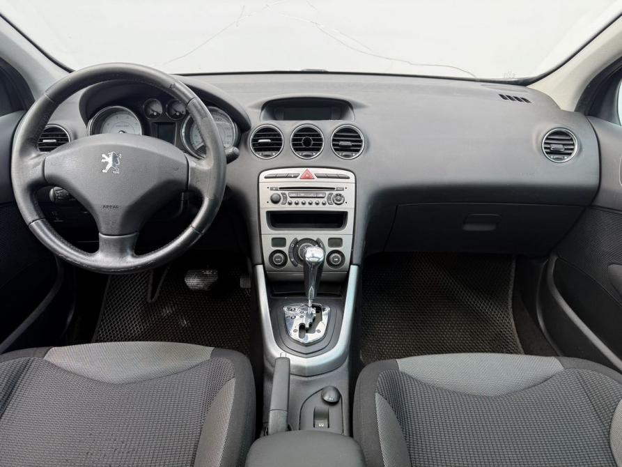 Peugeot 308 I Москва  - изображение 13