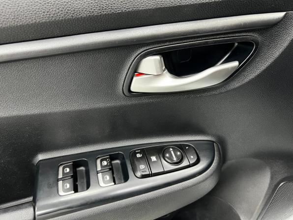 Kia Rio IV с пробегом 2019 года, цена 1 490 000 рублей, 143600 км, хэтчбек, Автокод Объявления