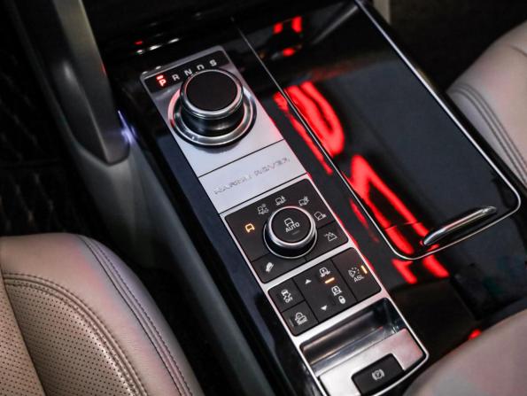 Land Rover Range Rover IV с пробегом 2016 года, цена 4 700 000 рублей, 112593 км, внедорожник, Автокод Объявления