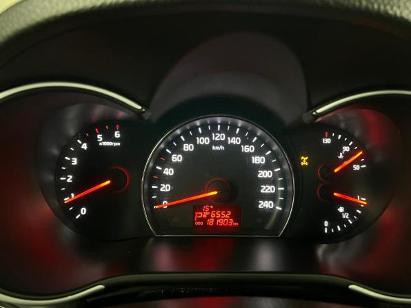 Kia Sorento II Рестайлинг с пробегом 2018 года, цена 2 065 000 рублей, 180000 км, внедорожник, Автокод Объявления