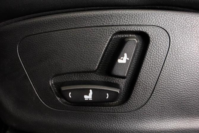 Chevrolet Captiva II с пробегом 2022 года, цена 1 799 000 рублей, 37000 км, внедорожник, Автокод Объявления