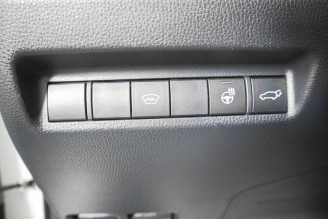 Toyota RAV4 V (XA50) с пробегом 2019 года, цена 2 939 000 рублей, 235000 км, внедорожник, Автокод Объявления