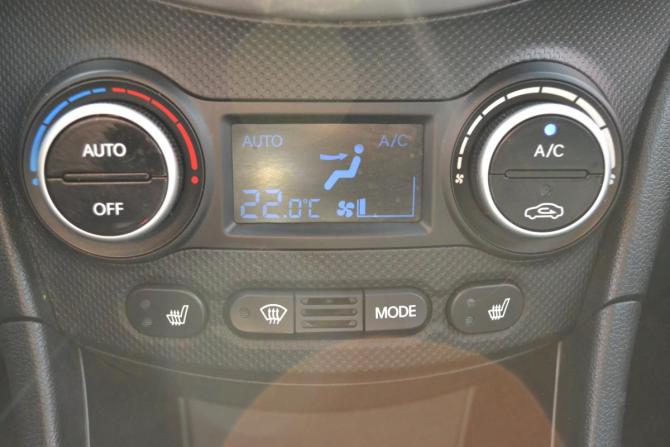 Hyundai Solaris I Рестайлинг с пробегом 2016 года, цена 850 000 рублей, 171358 км, седан, Автокод Объявления