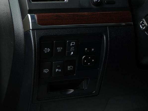 Toyota Land Cruiser 200 Series Рестайлинг 2 с пробегом 2020 года, цена 8 985 055 рублей, 72397 км, внедорожник, Автокод Объявления