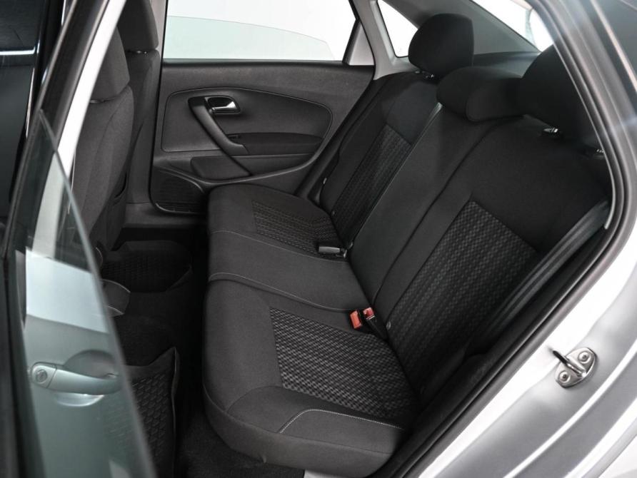 Volkswagen Polo V Рестайлинг Ростов-на-Дону  - изображение 9