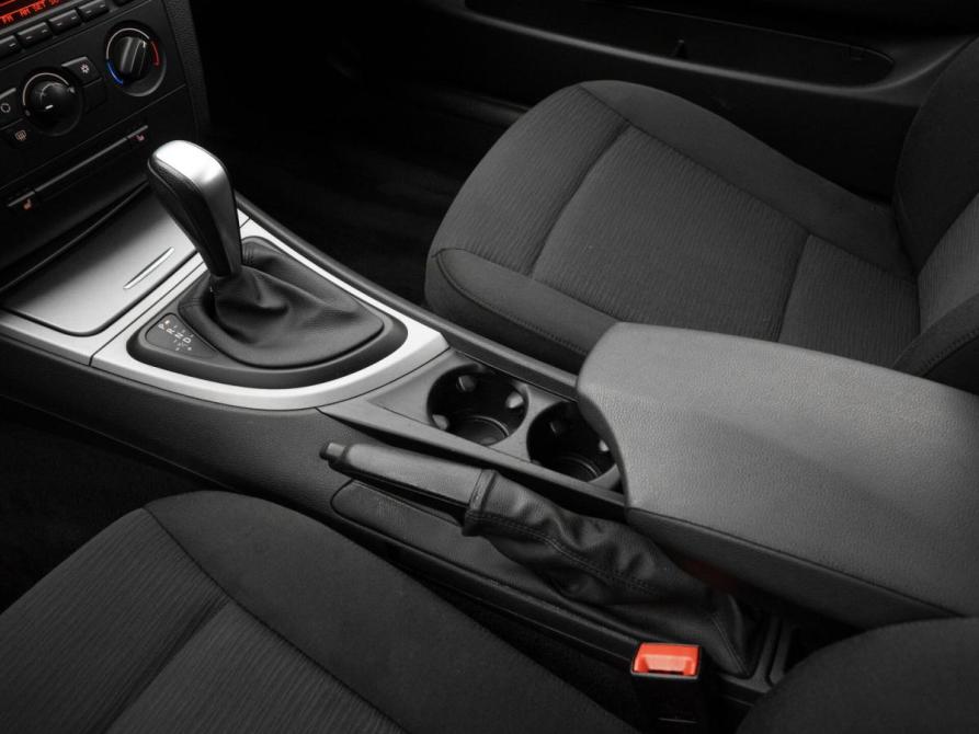 BMW 1 серии I (E81/E82/E87/E88) Рестайлинг Москва  - изображение 12