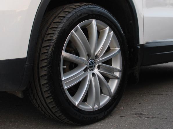 Volkswagen Tiguan I Рестайлинг с пробегом 2013 года, цена 1 359 000 рублей, 185970 км, внедорожник, Автокод Объявления