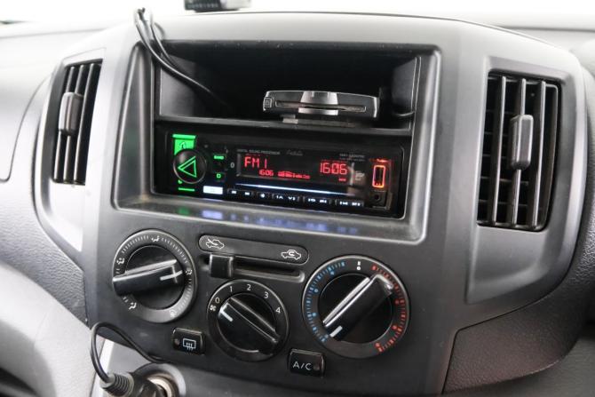 Mitsubishi Delica V с пробегом 2012 года, цена 1 049 000 рублей, 234958 км, минивэн, Автокод Объявления