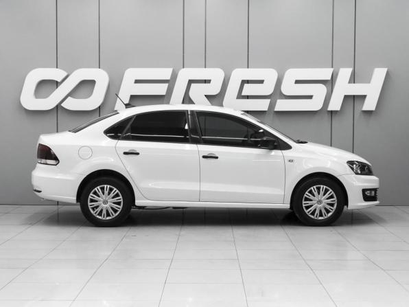 Volkswagen Polo V Рестайлинг с пробегом 2019 года, цена 1 177 000 рублей, 233027 км, седан, Автокод Объявления