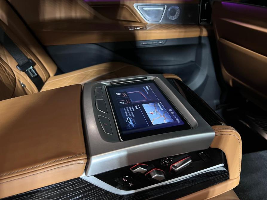 BMW 7 серии VI (G11/G12) Рестайлинг Ростов-на-Дону  - изображение 26