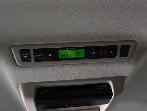 Toyota Alphard II с пробегом 2012 года, цена 2 659 000 рублей, 237686 км, минивэн, Автокод Объявления