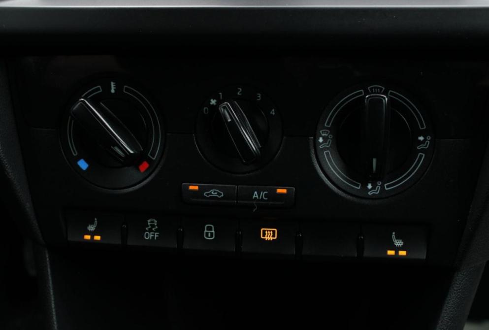 Skoda Rapid I Рестайлинг Саратов  - изображение 23