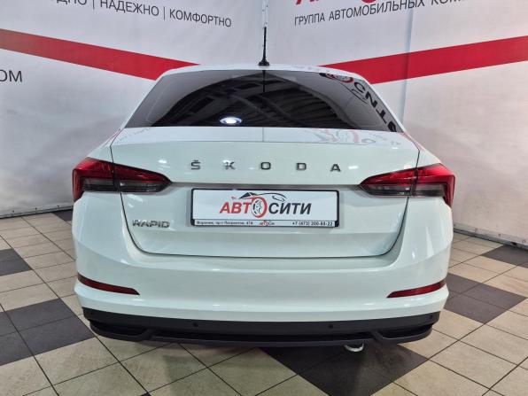 Skoda Rapid II с пробегом 2021 года, цена 1 710 000 рублей, 129618 км, лифтбек, Автокод Объявления