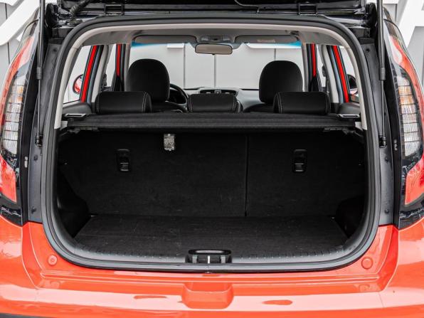Kia Soul II Рестайлинг с пробегом 2018 года, цена 1 790 000 рублей, 33272 км, хэтчбек, Автокод Объявления