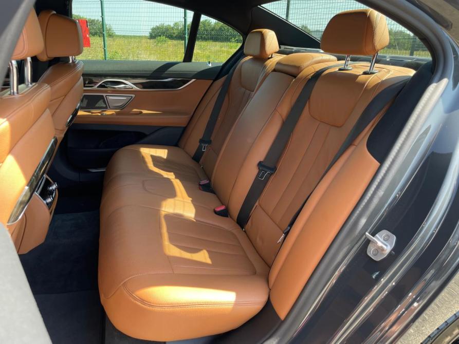 BMW 7 серии VI (G11/G12) Рестайлинг Краснодар  - изображение 11