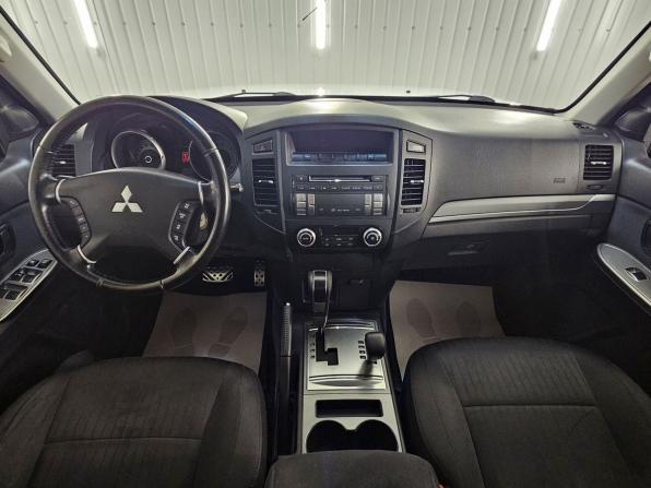 Mitsubishi Pajero IV Рестайлинг 1 с пробегом 2011 года, цена 1 810 000 рублей, 227083 км, внедорожник, Автокод Объявления