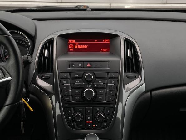 Opel Astra J Рестайлинг с пробегом 2013 года, цена 899 000 рублей, 144330 км, седан, Автокод Объявления
