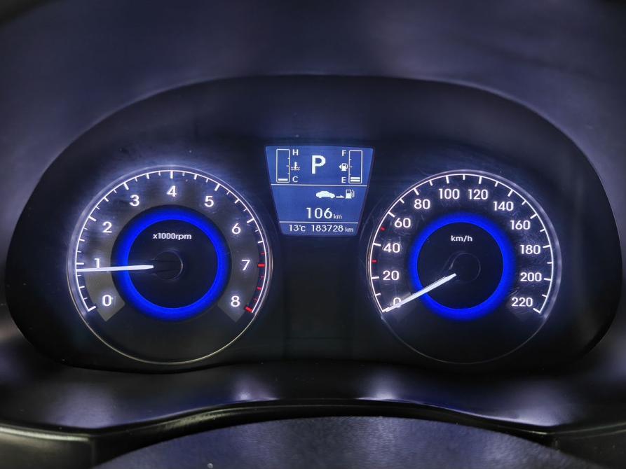 Hyundai Solaris I Рестайлинг Москва  - изображение 13