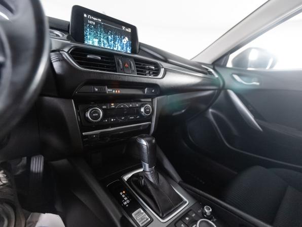 Mazda 6 III (GJ) Рестайлинг с пробегом 2015 года, цена 1 570 000 рублей, 200373 км, седан, Автокод Объявления