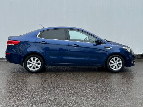 Kia Rio III Рестайлинг с пробегом 2015 года, цена 820 000 рублей, 204635 км, седан, Автокод Объявления