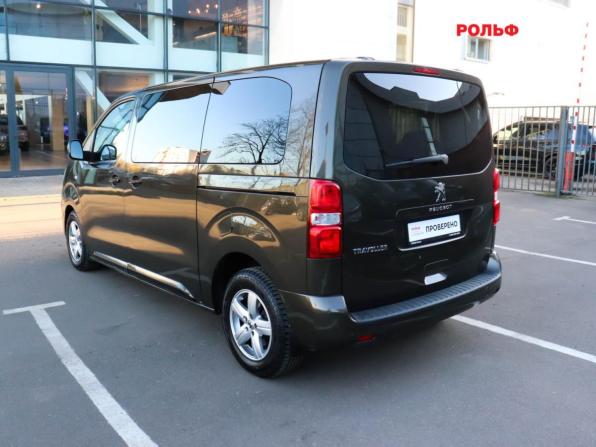 Peugeot Traveller I с пробегом 2018 года, цена 2 350 000 рублей, 238990 км, минивэн, Автокод Объявления