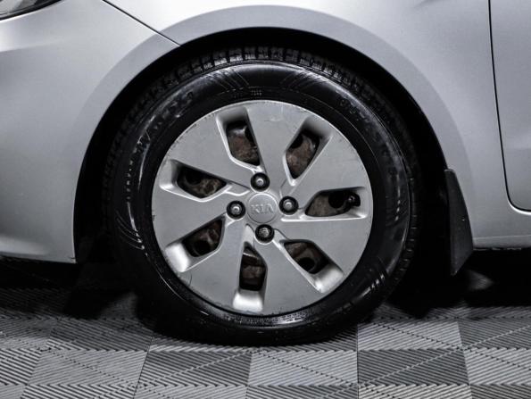 Kia Rio III Рестайлинг с пробегом 2015 года, цена 979 000 рублей, 114732 км, хэтчбек, Автокод Объявления