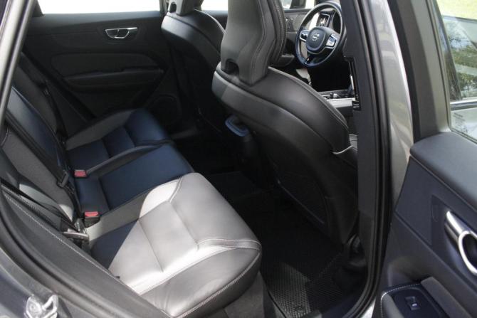 Volvo XC60 II с пробегом 2021 года, цена 3 890 000 рублей, 167911 км, внедорожник, Автокод Объявления