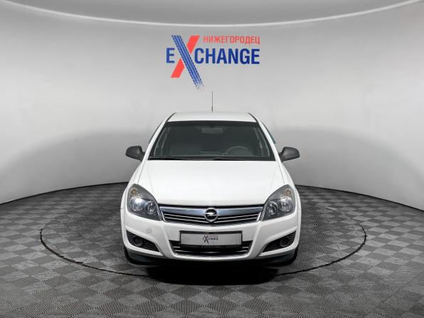 Opel Astra H Рестайлинг с пробегом 2013 года, цена 434 000 рублей, 173975 км, седан, Автокод Объявления