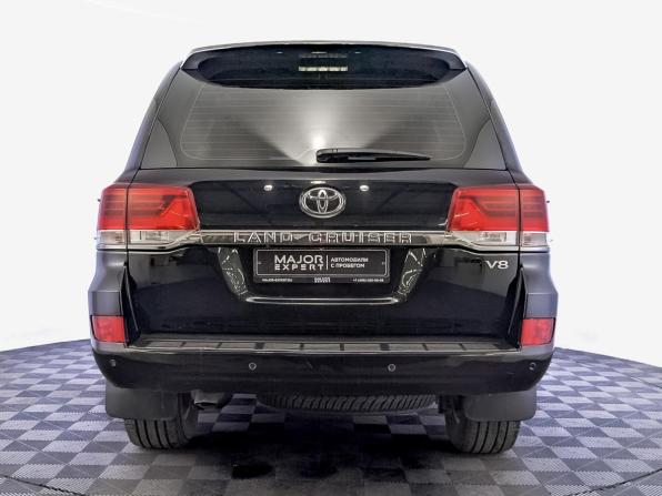 Toyota Land Cruiser 200 Series Рестайлинг 2 с пробегом 2019 года, цена 7 500 000 рублей, 121728 км, внедорожник, Автокод Объявления