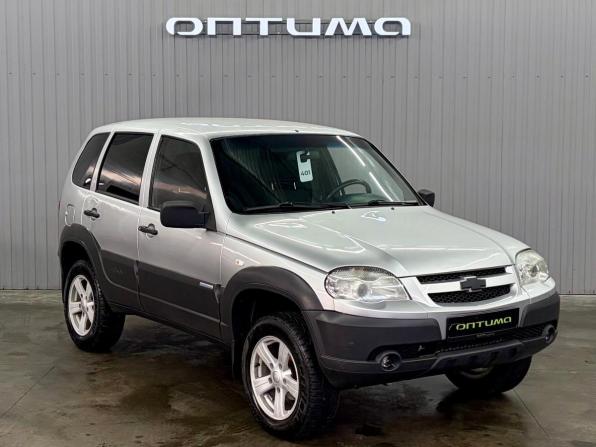 Chevrolet Niva I Рестайлинг с пробегом 2014 года, цена 587 000 рублей, 141760 км, внедорожник, Автокод Объявления