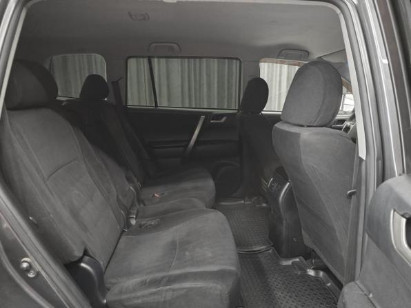 Toyota Highlander II (XU40) Рестайлинг с пробегом 2013 года, цена 1 980 000 рублей, 273000 км, внедорожник, Автокод Объявления