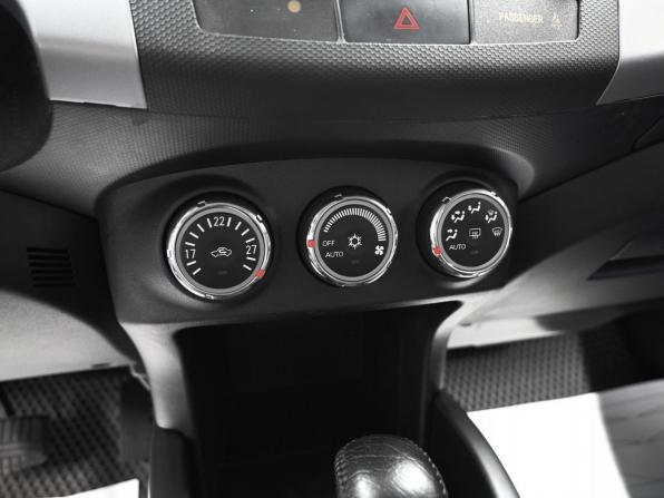 Mitsubishi Outlander II Рестайлинг с пробегом 2012 года, цена 1 050 000 рублей, 179601 км, внедорожник, Автокод Объявления