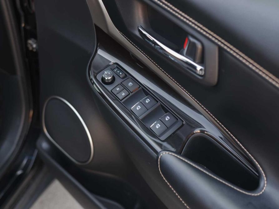 Toyota Harrier III (XU60) Рестайлинг Новосибирск  - изображение 16