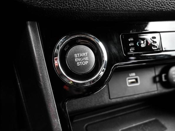 SsangYong Korando IV с пробегом 2021 года, цена 2 279 000 рублей, 93847 км, внедорожник, Автокод Объявления