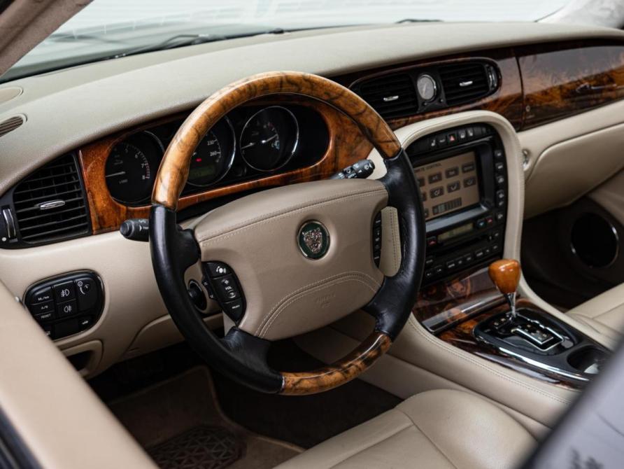 Jaguar XJ III (X350/X358) Краснодар  - изображение 18