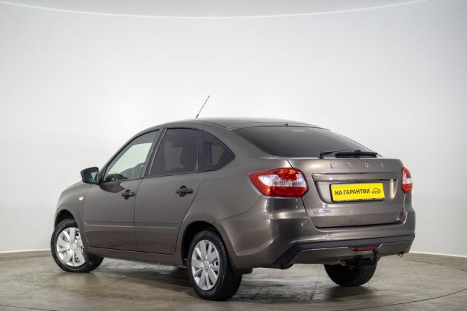 Lada (ВАЗ) Granta I Рестайлинг с пробегом 2018 года, цена 669 000 рублей, 222555 км, лифтбек, Автокод Объявления