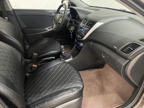 Hyundai Solaris I Рестайлинг с пробегом 2015 года, цена 986 000 рублей, 181661 км, седан, Автокод Объявления