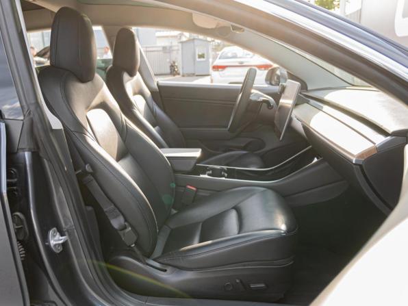 Tesla Model 3 I с пробегом 2019 года, цена 2 799 000 рублей, 73647 км, седан, Автокод Объявления