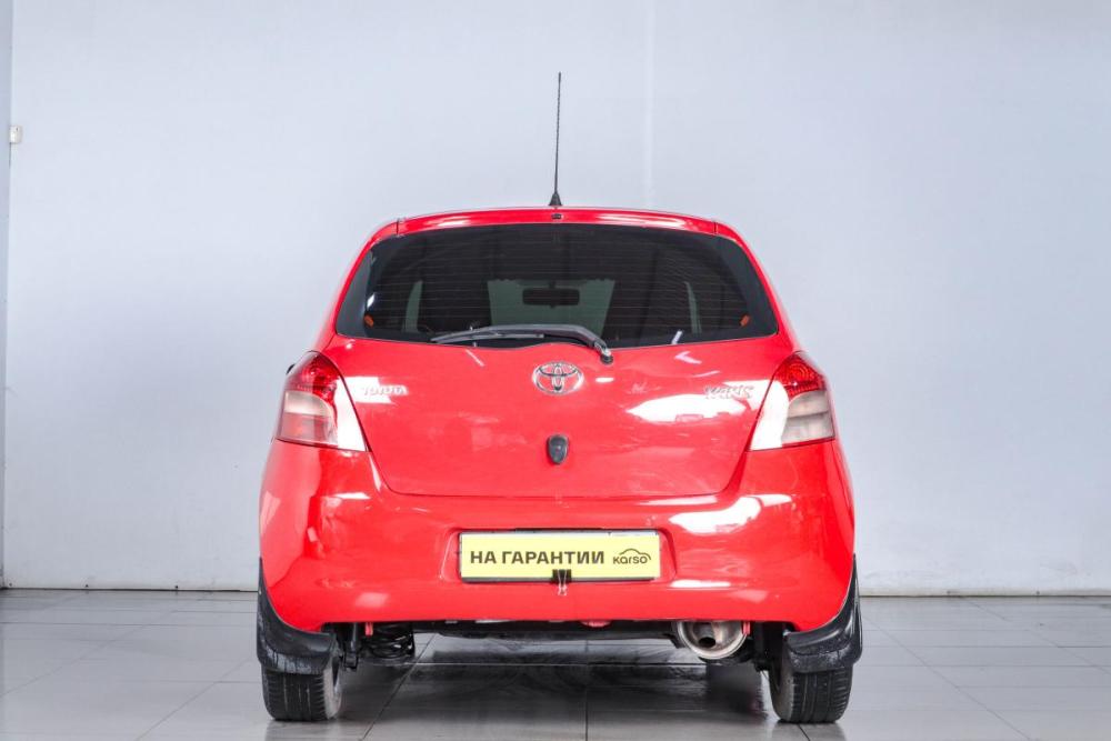 Toyota Yaris II Челябинск  - изображение 6