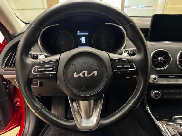 Kia Stinger I Рестайлинг с пробегом 2022 года, цена 3 600 000 рублей, 26513 км, лифтбек, Автокод Объявления