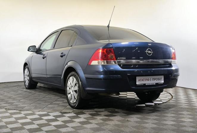 Opel Astra H Рестайлинг с пробегом 2010 года, цена 490 000 рублей, 228899 км, седан, Автокод Объявления