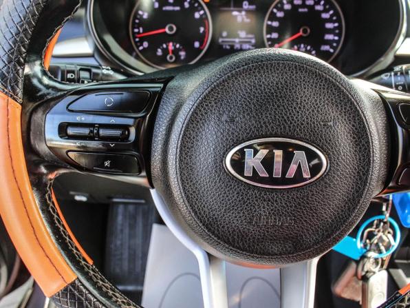 Kia Rio IV с пробегом 2018 года, цена 1 050 000 рублей, 291332 км, хэтчбек, Автокод Объявления
