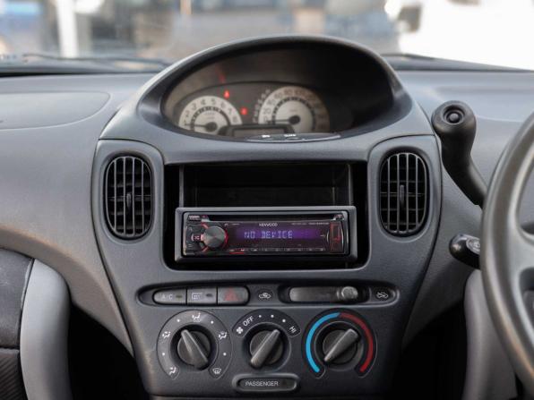 Toyota FunCargo с пробегом 1999 года, цена 370 000 рублей, 388008 км, компактвэн, Автокод Объявления