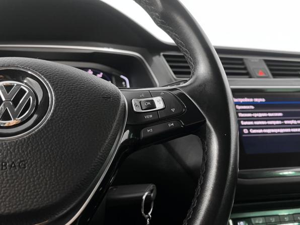 Volkswagen Tiguan II с пробегом 2019 года, цена 2 325 000 рублей, 137983 км, внедорожник, Автокод Объявления