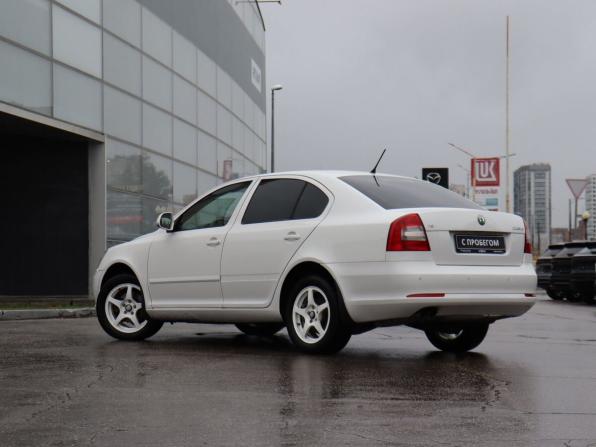 Skoda Octavia II (A5) Рестайлинг с пробегом 2011 года, цена 750 000 рублей, 207561 км, лифтбек, Автокод Объявления